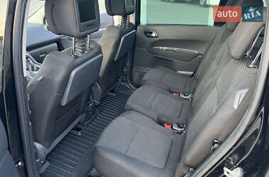 Микровэн Peugeot 5008 2011 в 