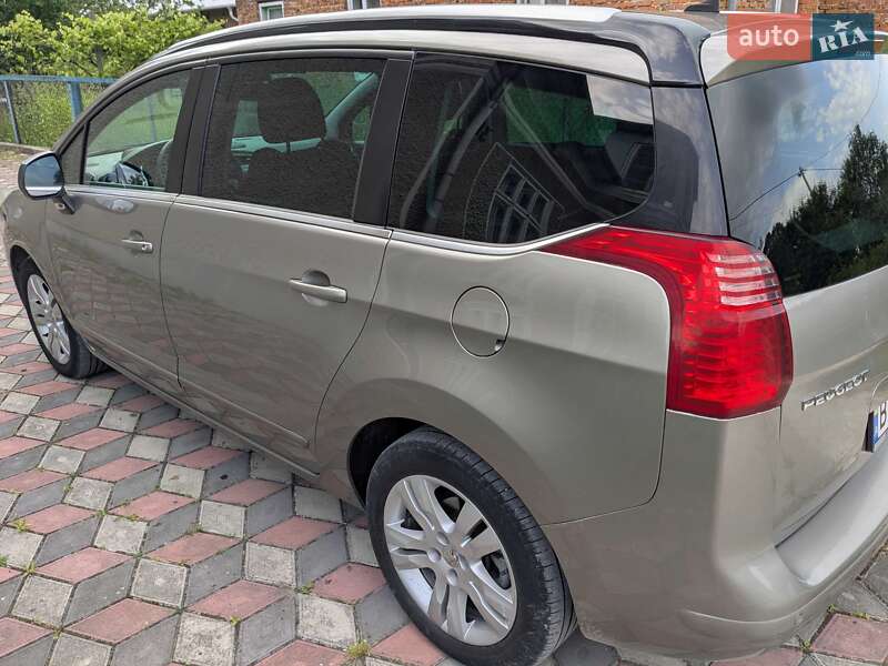 Мікровен Peugeot 5008 2010 в Кам'янець-Подільському