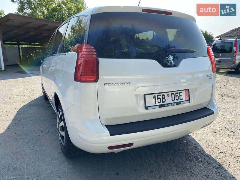 Микровэн Peugeot 5008 2013 в Калуше