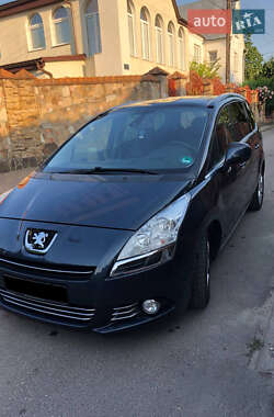 Микровэн Peugeot 5008 2011 в Луцке
