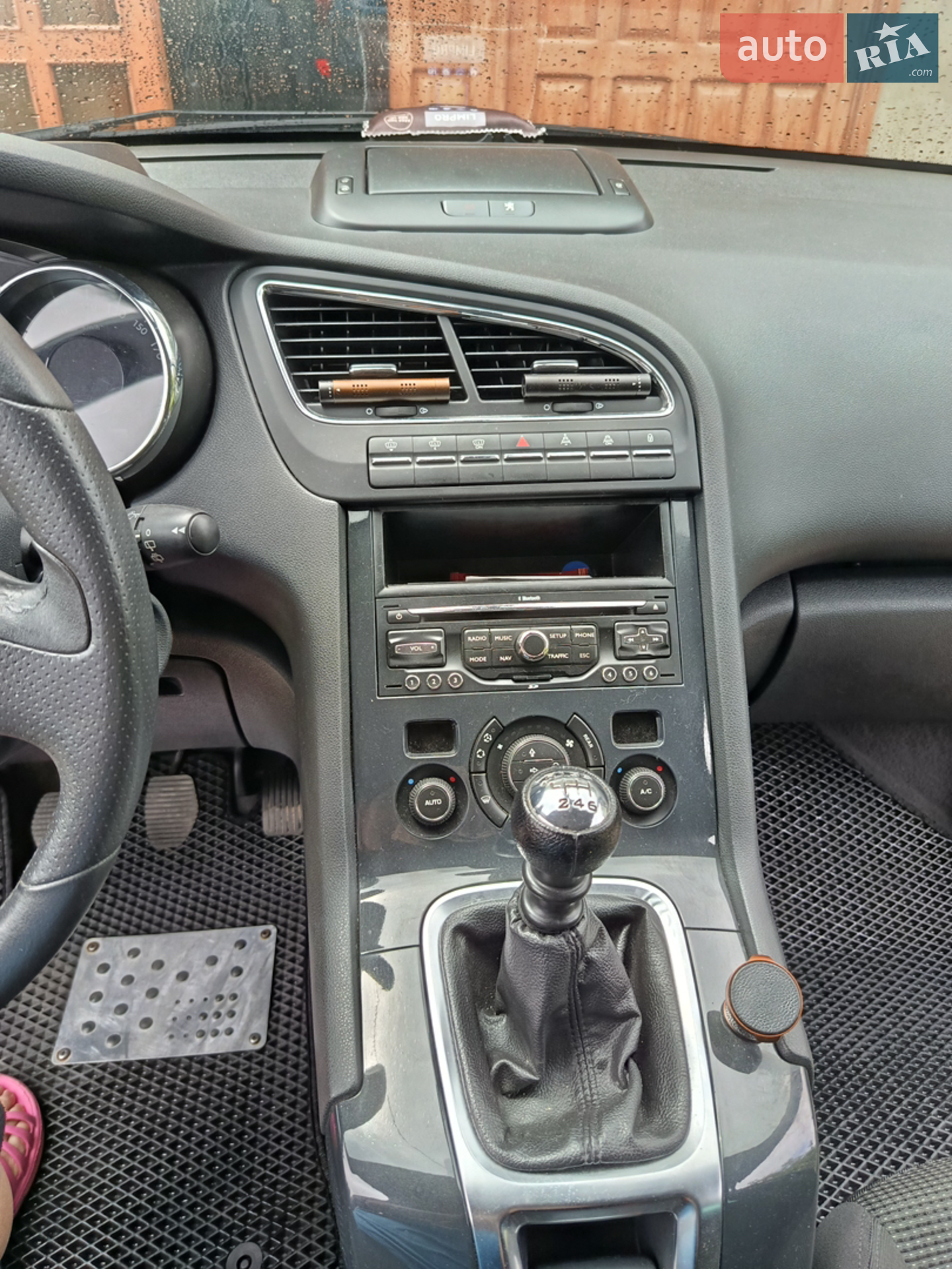 2011 Peugeot 5008 - мініатюра 11