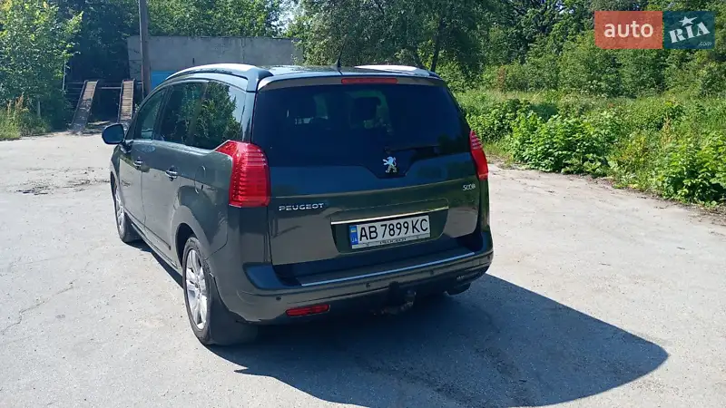Peugeot 5008
