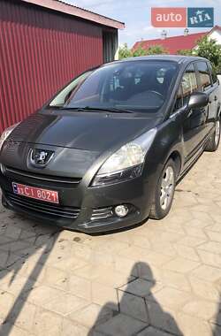 Мікровен Peugeot 5008 2010 в Радивиліві