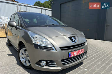 Мікровен Peugeot 5008 2012 в Львові