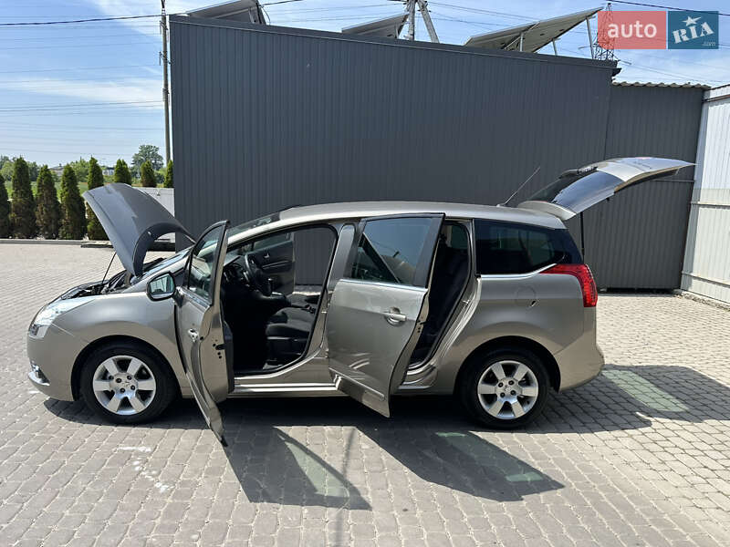 Мікровен Peugeot 5008 2012 в Львові