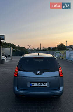 Микровэн Peugeot 5008 2010 в 