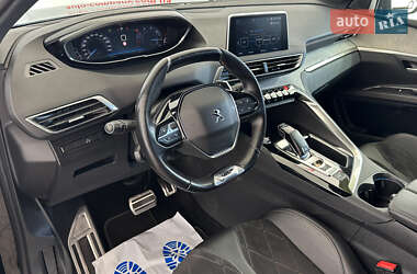 Внедорожник / Кроссовер Peugeot 5008 2019 в 