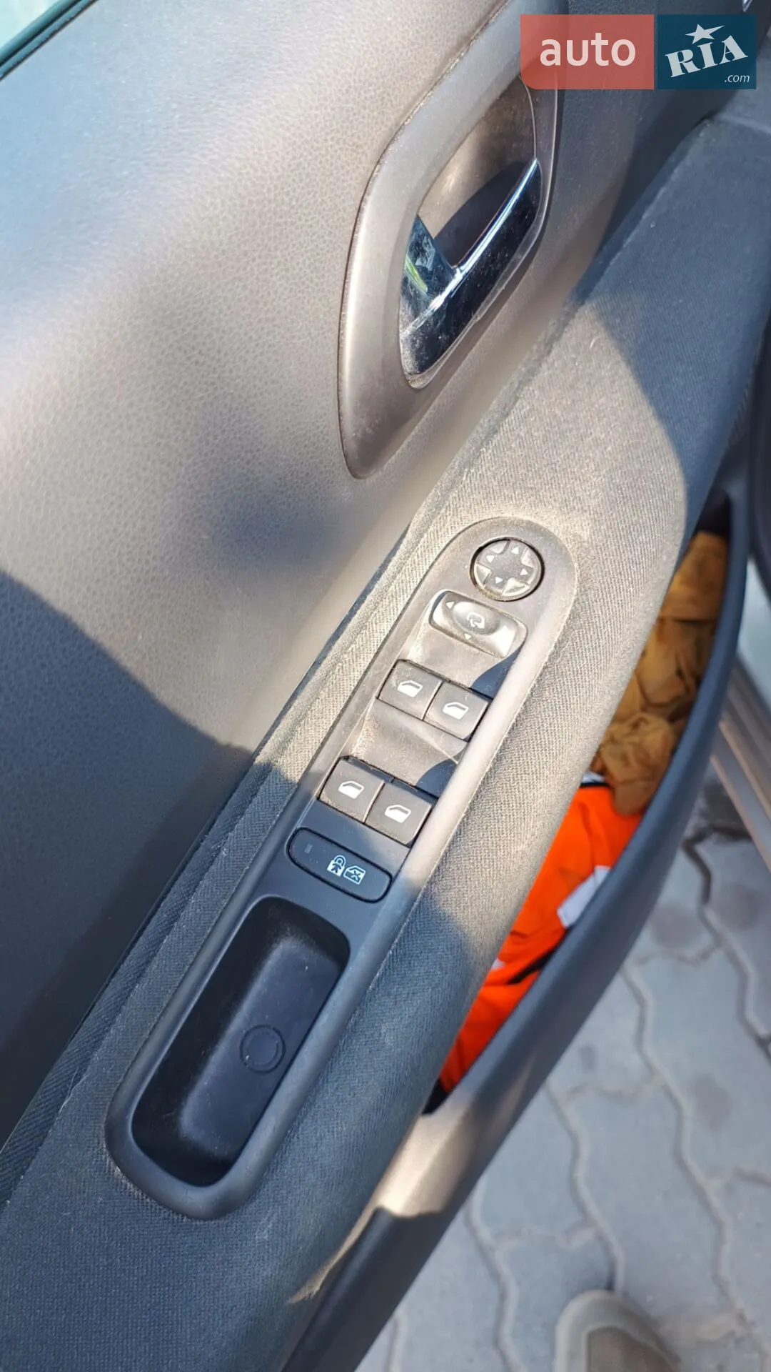 2015 Peugeot 5008 - мініатюра 13