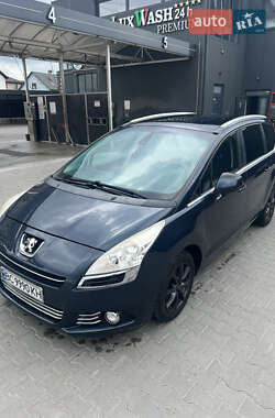 Микровэн Peugeot 5008 2012 в Яворове