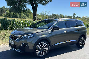 Позашляховик / Кросовер Peugeot 5008 2019 в Луцьку