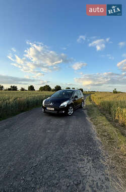 Мікровен Peugeot 5008 2013 в Луцьку