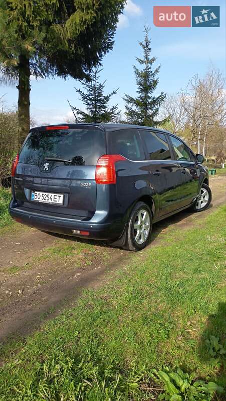 Мікровен Peugeot 5008 2013 в Тернополі