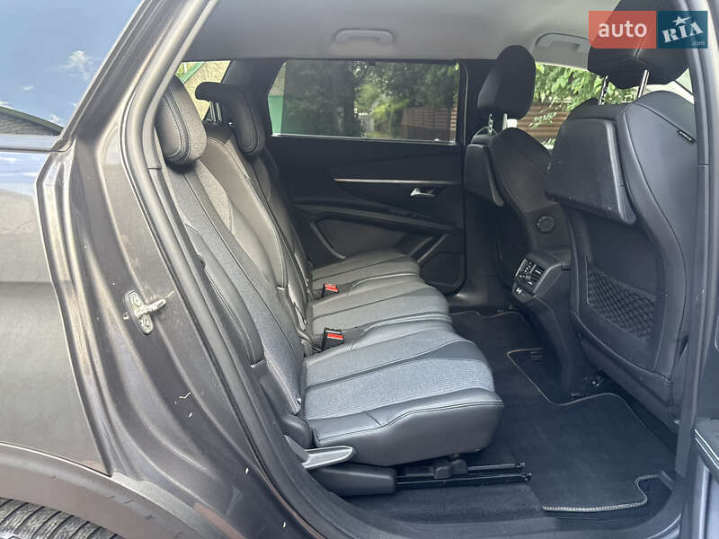 Позашляховик / Кросовер Peugeot 5008 2020 в Запоріжжі