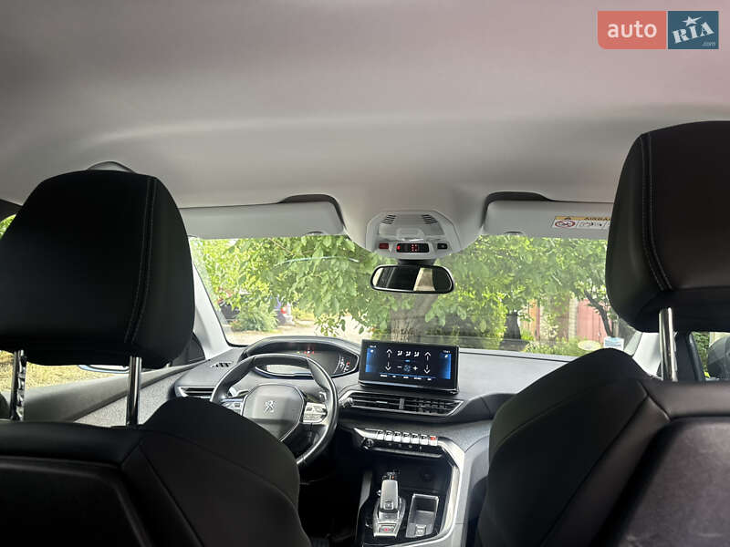 Позашляховик / Кросовер Peugeot 5008 2020 в Запоріжжі