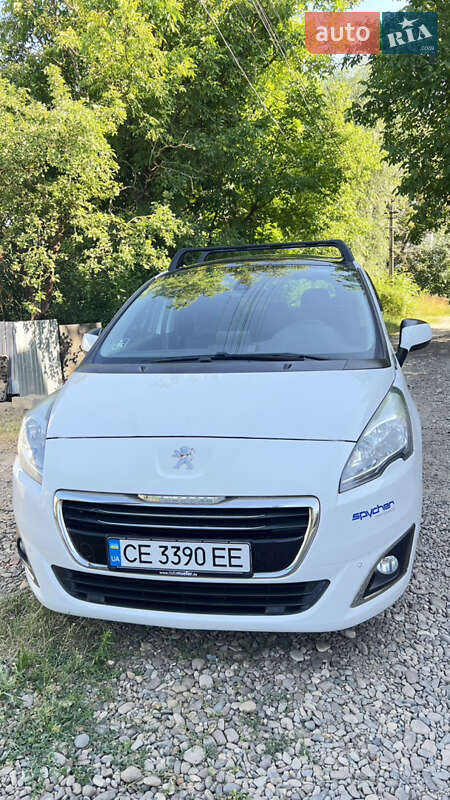 Микровэн Peugeot 5008 2015 в Черновцах