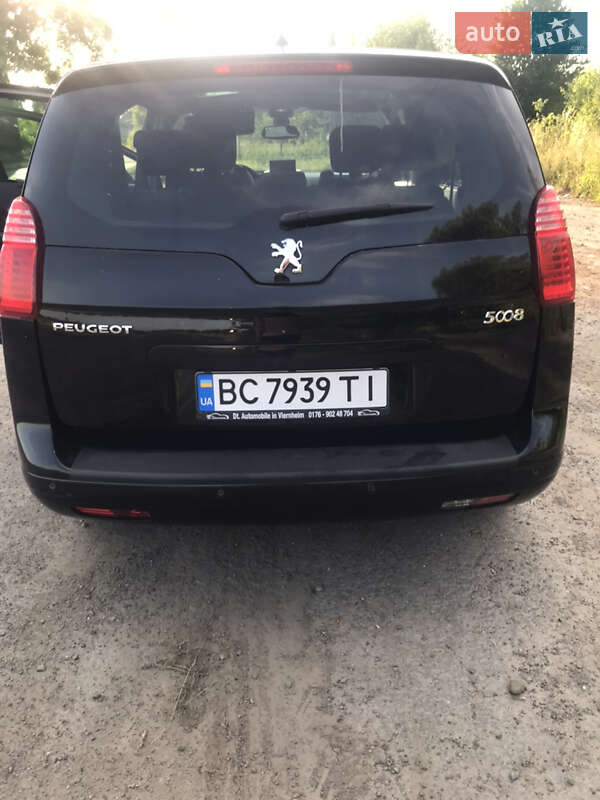 Мікровен Peugeot 5008 2011 в Кам'янці-Бузькій
