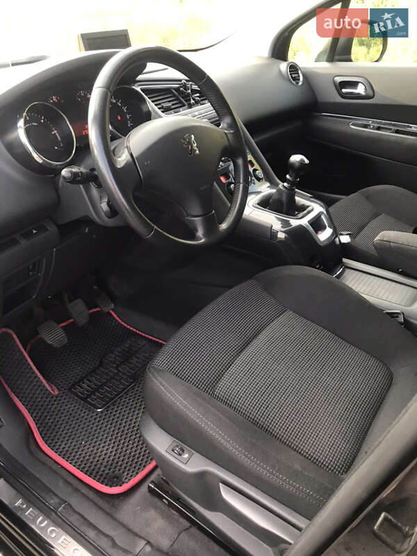 Мікровен Peugeot 5008 2011 в Кам'янці-Бузькій