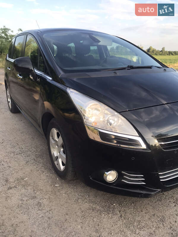 Мікровен Peugeot 5008 2011 в Кам'янці-Бузькій