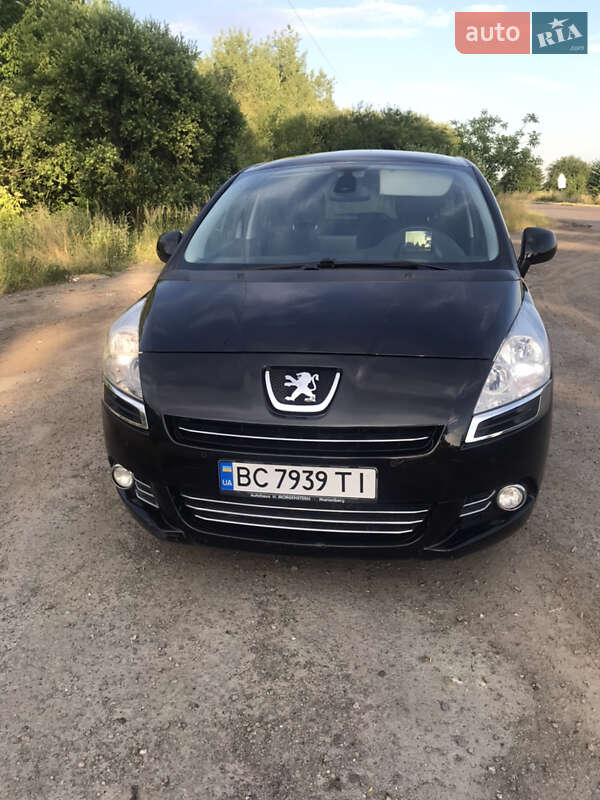Мікровен Peugeot 5008 2011 в Кам'янці-Бузькій
