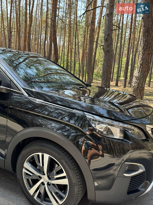 Внедорожник / Кроссовер Peugeot 5008 2017 в Полтаве