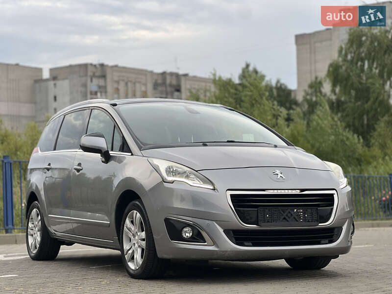 Микровэн Peugeot 5008 2016 в Дрогобыче
