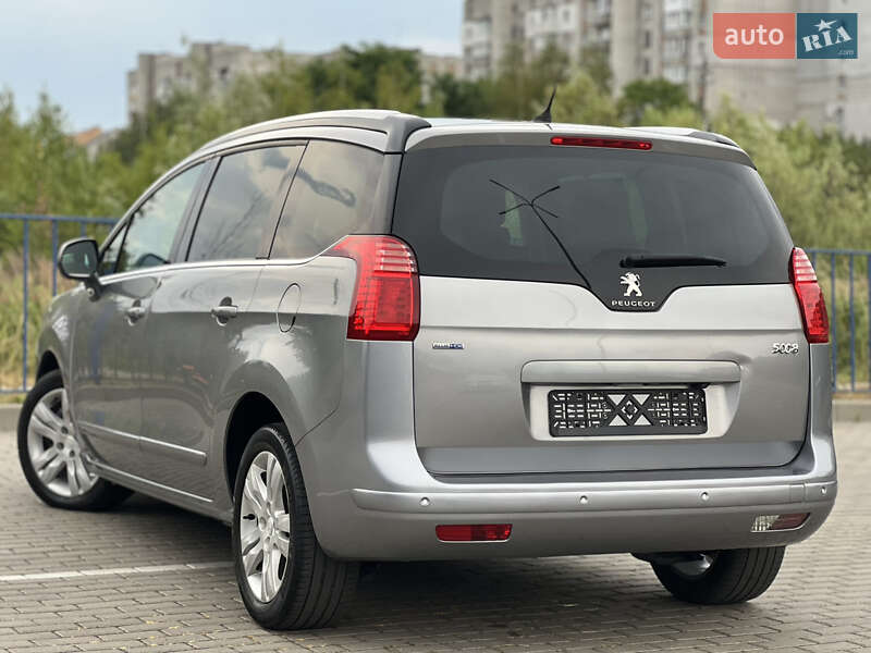 Микровэн Peugeot 5008 2016 в Дрогобыче