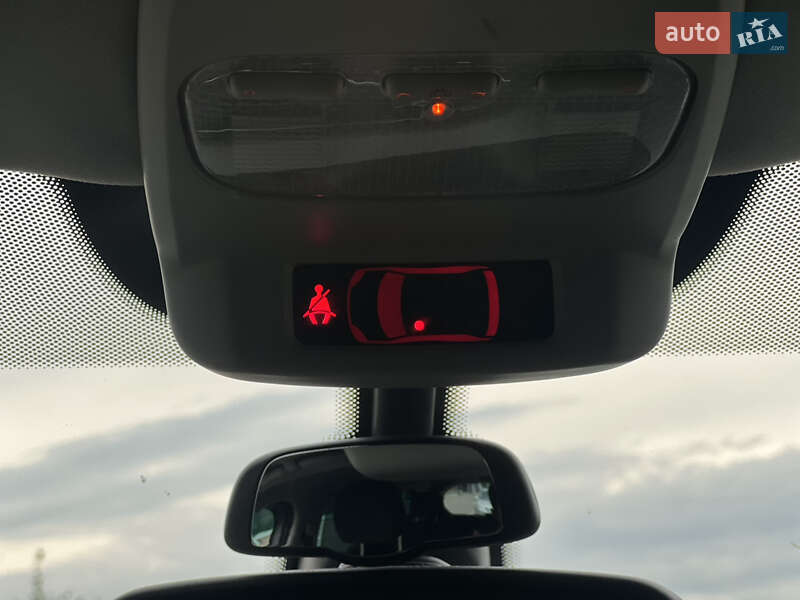 Микровэн Peugeot 5008 2016 в Дрогобыче
