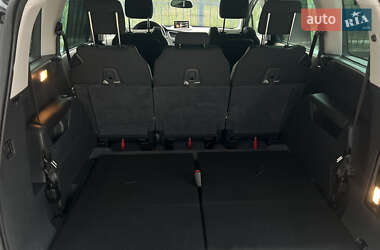 Микровэн Peugeot 5008 2016 в 