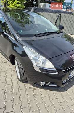 Микровэн Peugeot 5008 2011 в Львове
