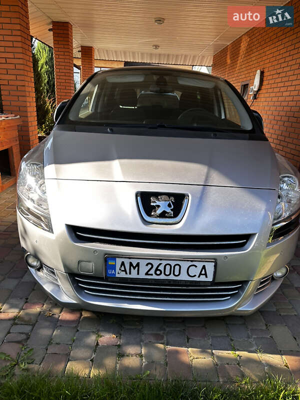 Мікровен Peugeot 5008 2013 в Житомирі