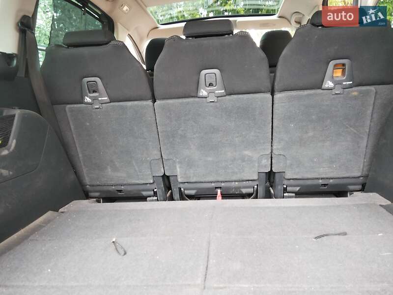 Микровэн Peugeot 5008 2011 в Днепре