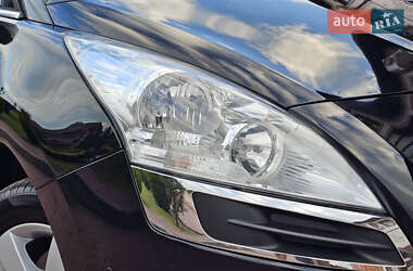 Микровэн Peugeot 5008 2012 в 