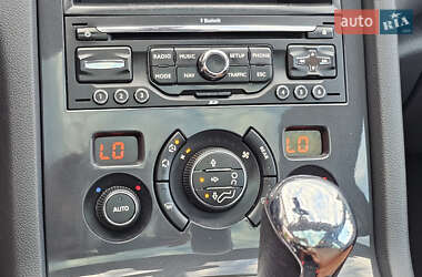 Микровэн Peugeot 5008 2012 в 
