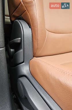 Микровэн Peugeot 5008 2012 в 