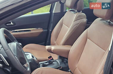 Микровэн Peugeot 5008 2012 в 