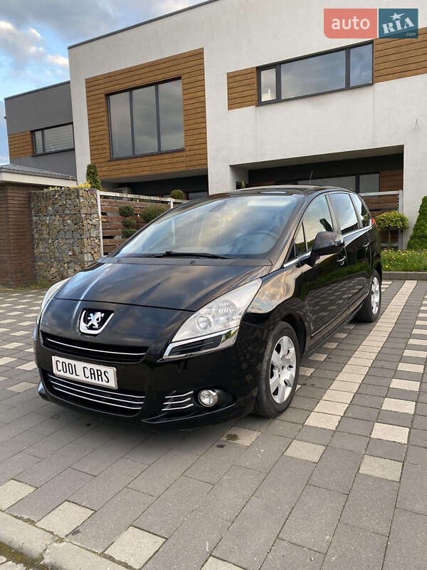 Микровэн Peugeot 5008 2013 в Стрые