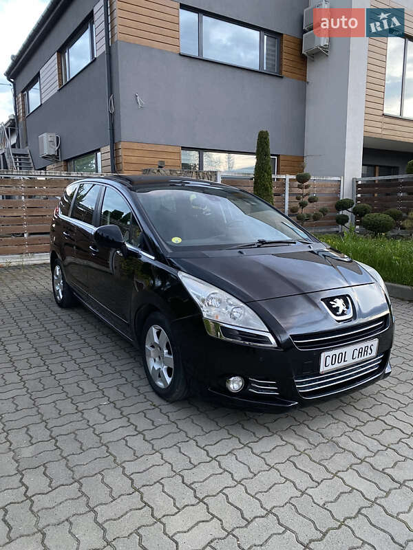 Микровэн Peugeot 5008 2013 в Стрые