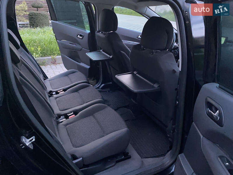 Микровэн Peugeot 5008 2013 в Стрые