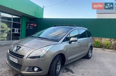 Мікровен Peugeot 5008 2010 в Чернівцях