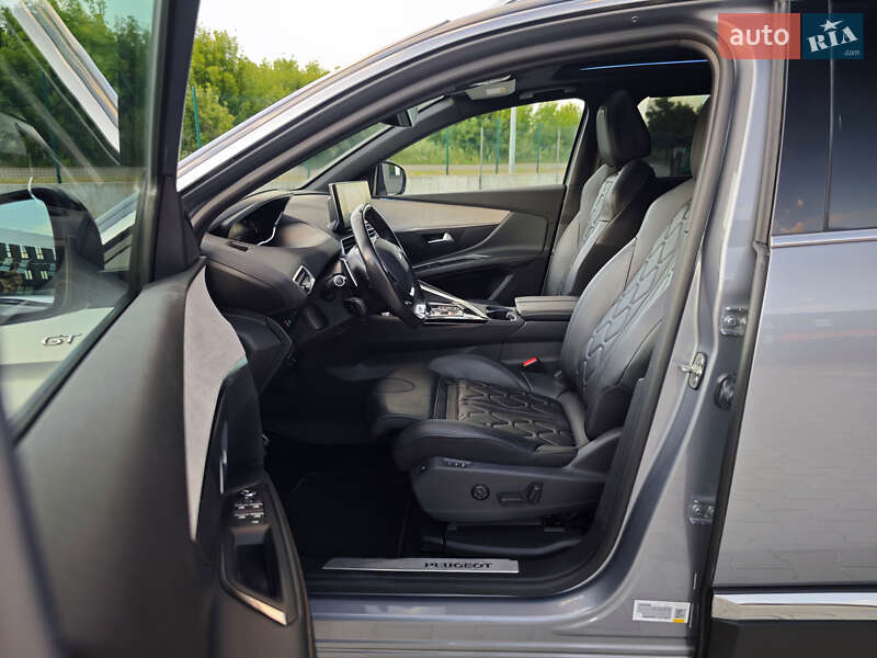 Позашляховик / Кросовер Peugeot 5008 2021 в Дубні