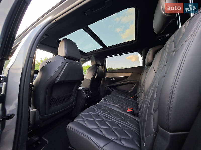 Позашляховик / Кросовер Peugeot 5008 2021 в Дубні