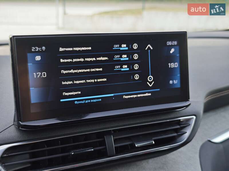 Позашляховик / Кросовер Peugeot 5008 2021 в Дубні