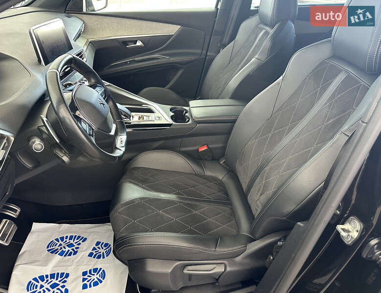 Внедорожник / Кроссовер Peugeot 5008 2019 в Львове