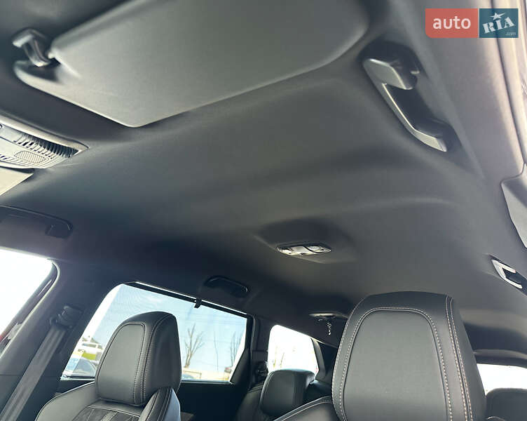 Внедорожник / Кроссовер Peugeot 5008 2019 в Львове