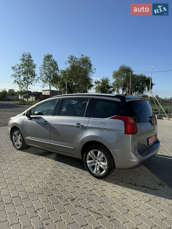 Микровэн Peugeot 5008 2014 в Калуше