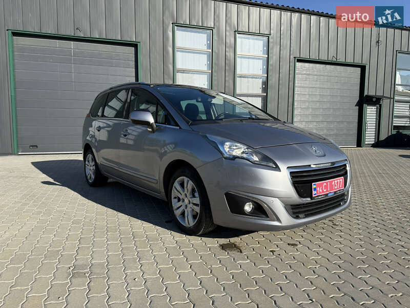 Микровэн Peugeot 5008 2014 в Калуше