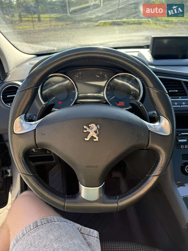 Микровэн Peugeot 5008 2014 в Калуше