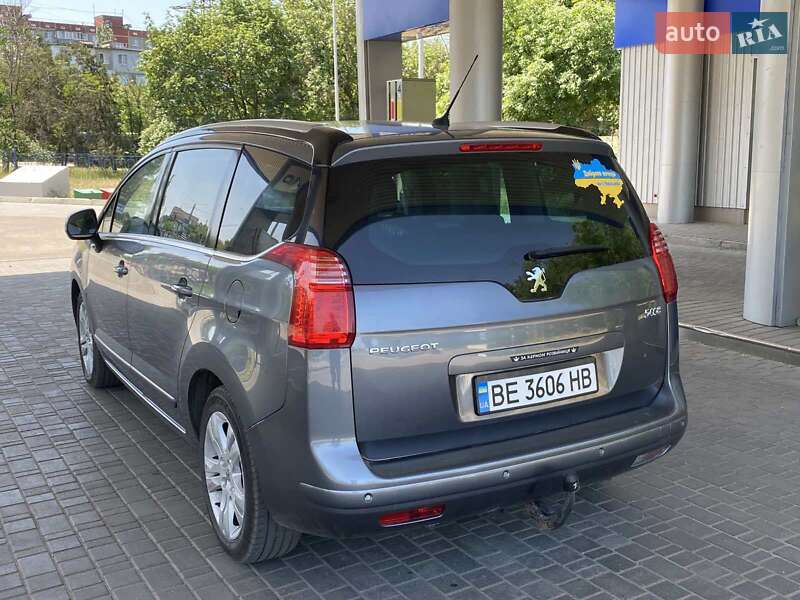 Микровэн Peugeot 5008 2011 в Николаеве