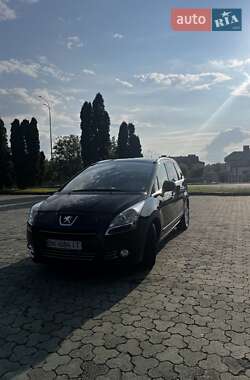 Микровэн Peugeot 5008 2011 в Ровно