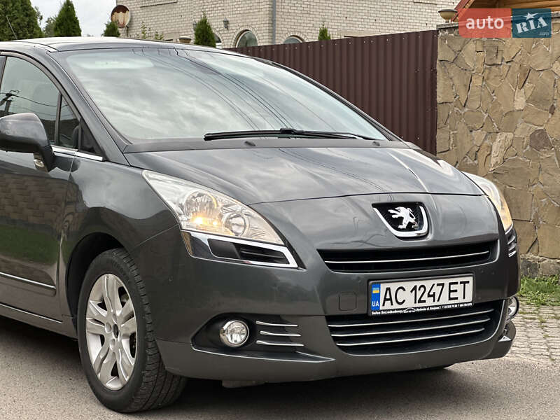 Микровэн Peugeot 5008 2009 в Луцке